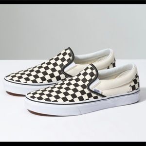 Brand New Vans Asher W&B Checkerboard Slip On sz 8